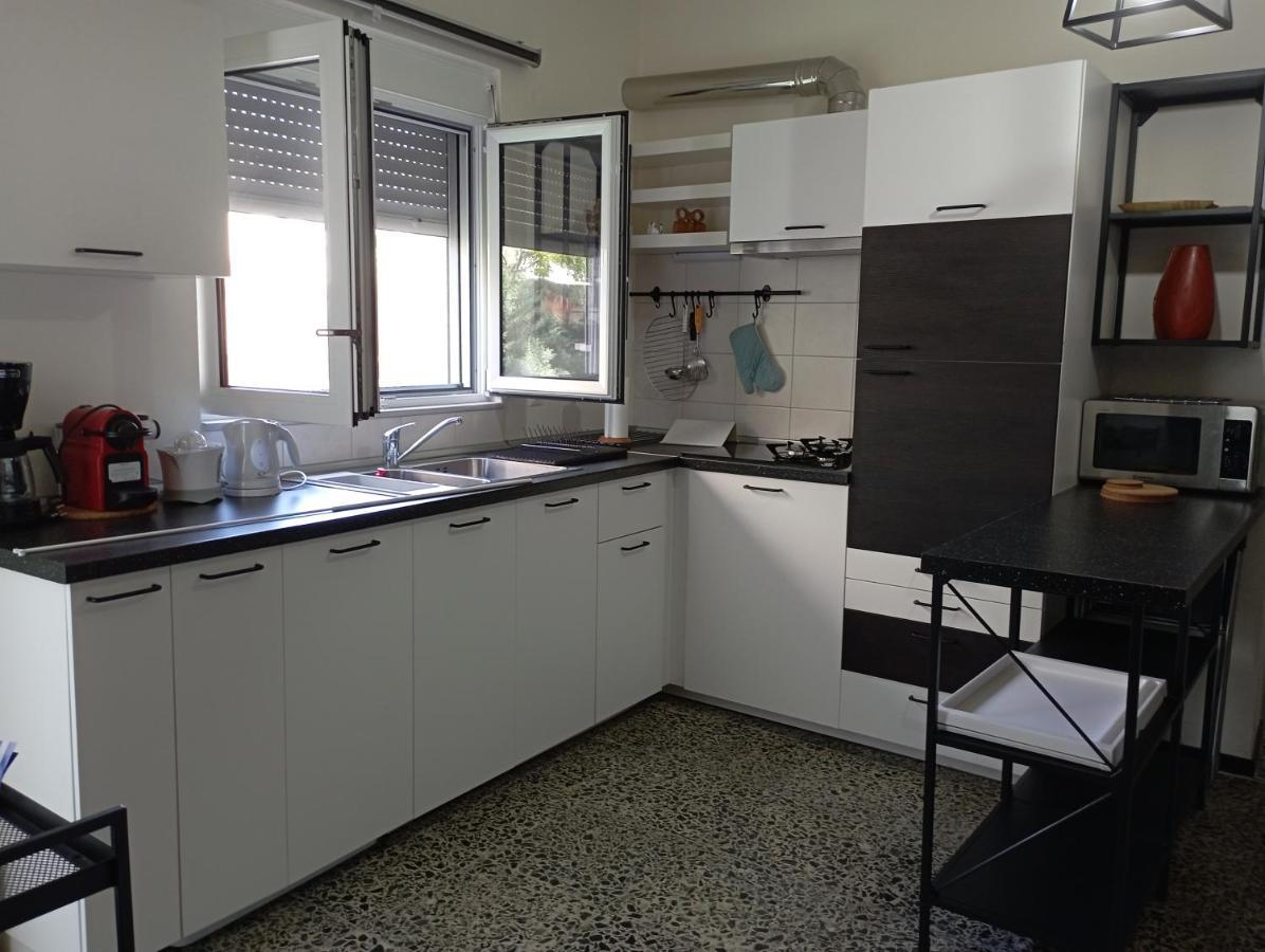 Το Διαμερισμα Τησ Μαιρησ Or Mary'S Apartment 帕拉代西翁 外观 照片